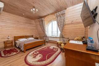 Мини-отель Загородный отельный комплекс Бреч Resort&Spa Gurinovka Staraya Роскошный четырехместный номер-2